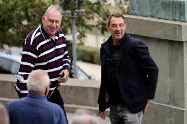 SVI PLJUJU, A TO JE SRAMOTA: Legendarni as srpske košarke stao u zaštitu Pešića i "orlova" posle debakla na Evrobasketu!