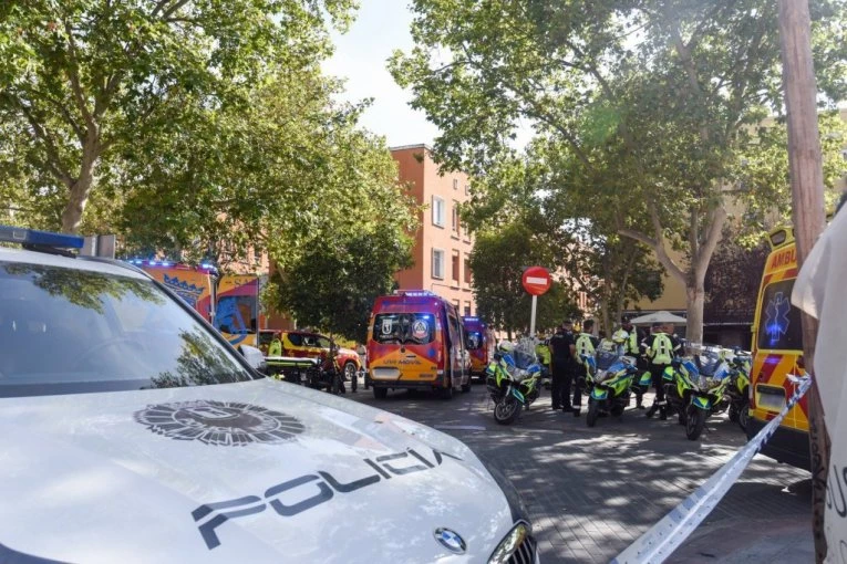 EKSPLOZIJA SRAVNILA ZGRADU U MADRIDU: Pronađeno telo nakon razorne eksplozije! (VIDEO)