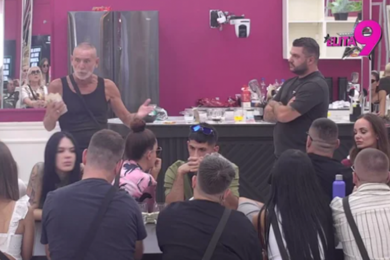 Lepi Mića i Asmin Durdžić ratuju