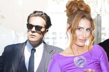 JU, DA LI IM ŽENE ZNAJU ZA OVO? Zbog fotografije pevačice IZBIO HAOS, Biković zanemeo, SLOBA IZUSTIO SAMO OVO!