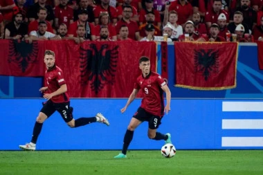 ALBANCI NAZVALI SRBE NEPOPRAVLJIVIM HULIGANIMA: Sramna najava meča sa "orlovima"