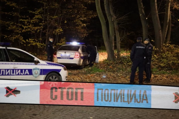 PUCNJAVA U BARAJEVU! Svemu prethodila SVAĐA ispred prodavnice!