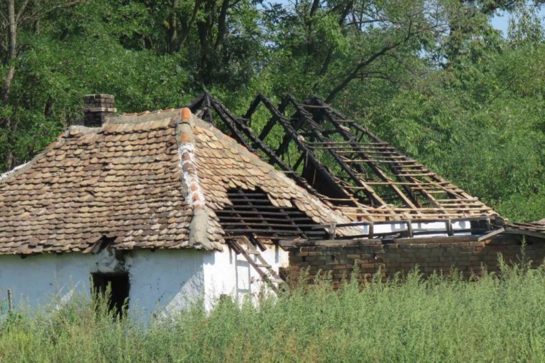 Zapaljen objekat kod Obrenovca