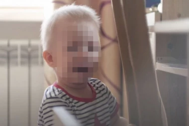 DETE (4) IŠETALO IZ VRTIĆA U VRANJU! Niko nije primetio da mališana nema, našla ga prodavačica u blizini benzinske pumpe