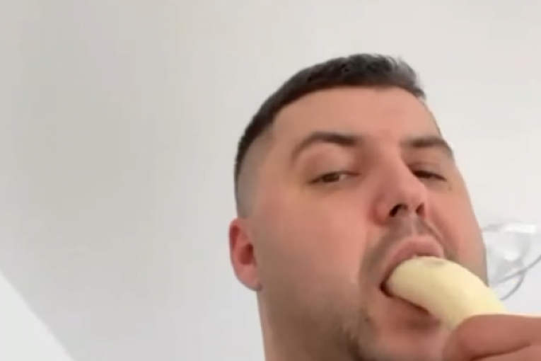 Asmin Durdžić banana