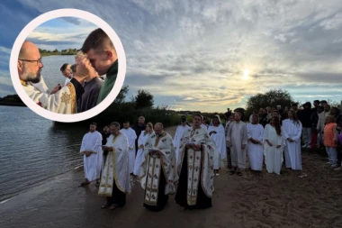 10 HOLANĐANA U JEDNOM DANU PREŠLO U PRAVOSLAVLJE: Veličanstveno saborno krštenje u reci Lek (FOTO)