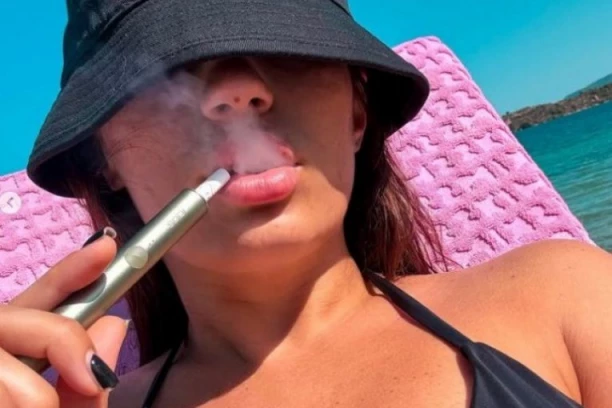 ISTINA IZ PORODIČNOG DOMA NAŠE PEVAČICE OBELODANJENA: Barbara Bobak priznala najveću TAJNU!