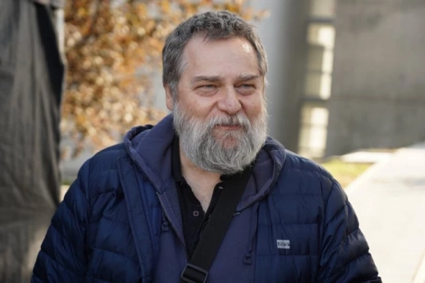 OTAC JE BIO VIŠE ZABRINUT ZBOG CRKVE, NEGO DROGE! Šok ispovest Nikole Pejakovića!