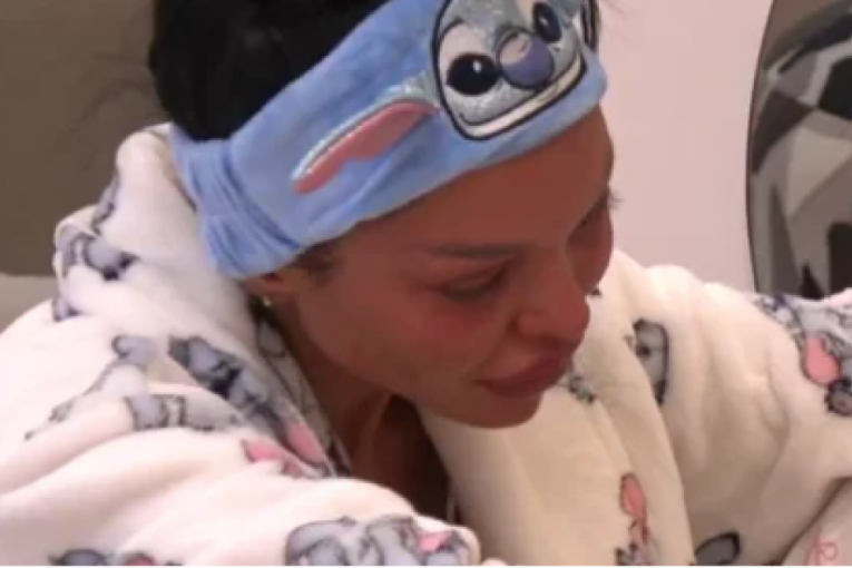 Maja Marinković plače