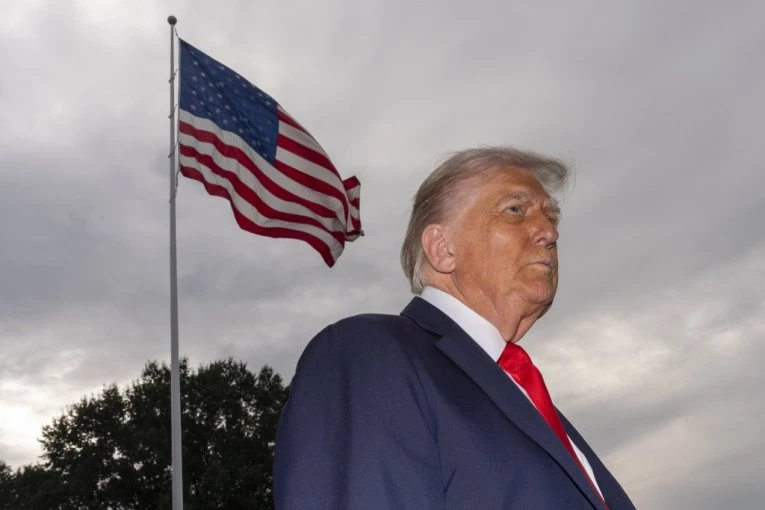 TRAMP PRIPREMA VELIKU OBJAVU: Do Nove godine će se sve znati, ništa više neće biti kao pre