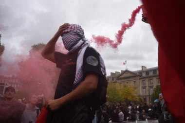 KONAČAN BILANS BLOKADE ZEMLJE: Uhapšeno 309 osoba, povređeno 26 policajaca! Ukupan broj demonstranata iznenadio sve (VIDEO)