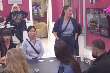 HAOS KOJI JE PUBLIKA ČEKALA! Sukobile se Zorica Marković i Milena Kačavenda! (VIDEO)