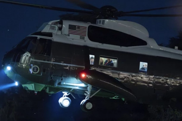 DRAMA NA BRITANSKOM NEBU: Helikopter Trampa prinudno sleteo - drugi incident u poslednjih nekoliko dana (VIDEO)