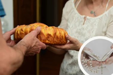 NA DAN KRSNE SLAVE VEĆINA ZABORAVI NA NAJVAŽNIJU STVAR: Ovu molitvu svaka porodica treba da izgovori kada obeležava zaštitnika svog doma