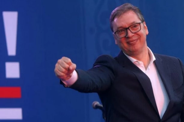 "VI STE SVOJIM DELIMA POKAZALI KAKO IZGLEDA ISTINSKA SLUŽBA OTADŽBINI"! Vučić se još jednom zahvalio ljudima kojima je uručio odlikovanja! (VIDEO)