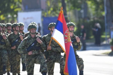 UDARNA TEMA: Šta donosi Novi zakon o vojsci? Ovo su ključne novine na jednom mestu, a tiču se profesionalnih vojnika!