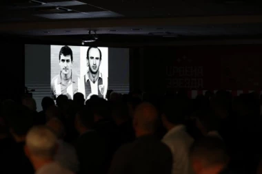 SNIMAK DEKIJA MILOVANOVIĆA TERA SUZE NA OČI: Procurili najsrećniji momenti iz njegovog života - neće vam biti dobro! (VIDEO)