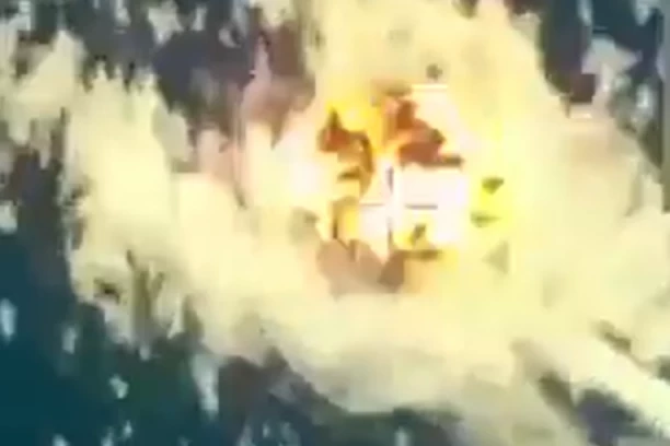 TRAMPOV SMRTONOSNI UDAR: Nema preživelih na "brodu smrti" (VIDEO)