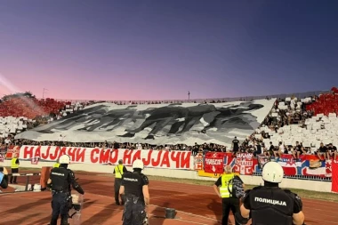 EVO KAKO JE IZGLEDALA KOREOGRAFIJA DELIJA PRED SAM POČETAK DERBIJA PROTIV PARTIZANA! (FOTO)