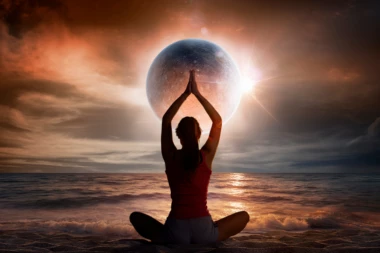 Dobro pogledajte danas u nebo: Stiže POMRAČENJE SUNCA koje menja sudbinu za 3 horoskopska znaka!