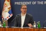 VUČIĆ VEČERAS SA GRAĐANIMA U OBRENOVCU! Skupovi protiv blokada širom zemlje od 17 sati!