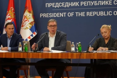 OGLASIO SE VUČIĆ NAKON PREDSTAVLJANJA NOVOG PAKETA MERA: "Imamo odlične vesti za sve građane!" (FOTO)