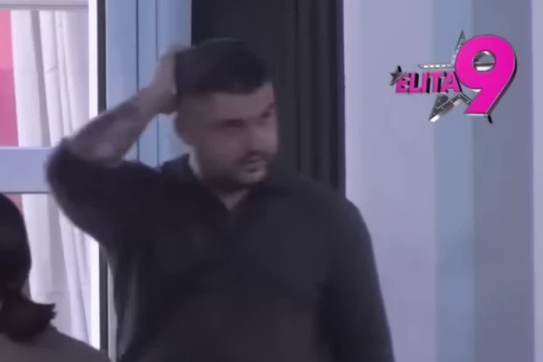 ASMIN MOMENTALNO NAPUSTIO BELU KUĆU! Izbio KARAMBOL, ova žena ga hitno IZVELA NAPOLJE usred emisije! (VIDEO)