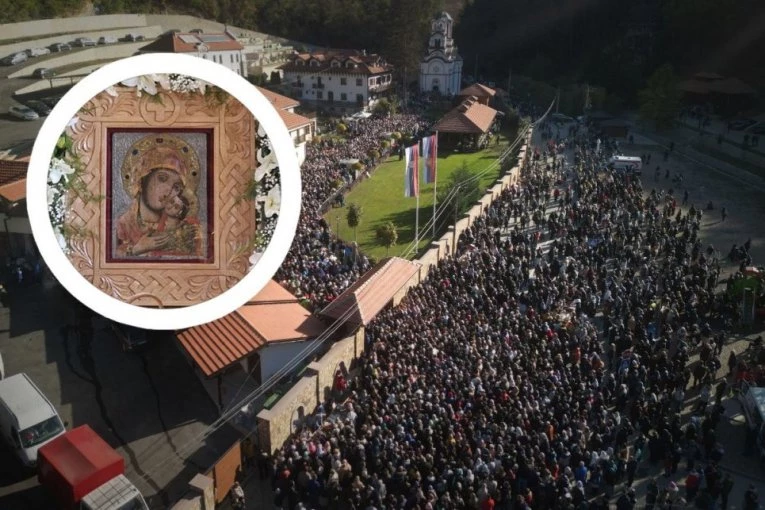 ČUDO U TUMANU NA MALU GOSPOJINU: Hiljade vernika na proslavi velikog jubileja u slavu ikone koja je mnogiima donela isceljenje