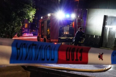 EKSPLOZIJA NADOMAK VILE LUKE RAJIĆA! Vatra progutala dva objekta, sumnja se da je unutra bilo i oružje!