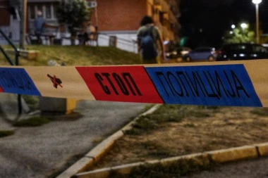 ČOVEK SE OTROVAO DIMOM! Izbio požar u Čačku, muškarcu hitno mu ukazana pomoć!