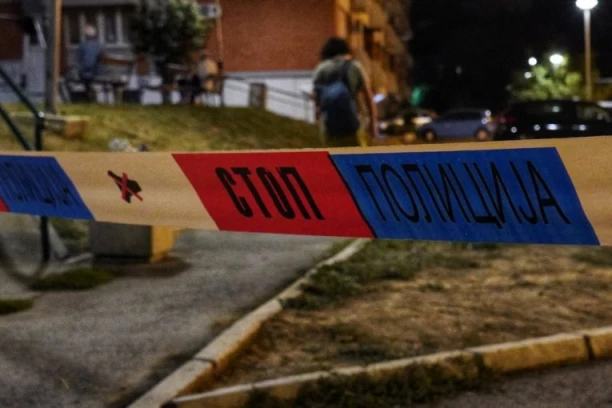 ČOVEK SE OTROVAO DIMOM! Izbio požar u Čačku, muškarcu hitno mu ukazana pomoć!