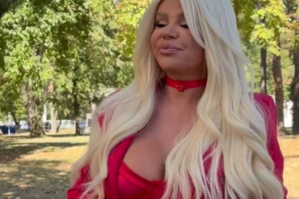 DA LI ZNATE KAKO MUŠKARCI LAŽU DARU BUBAMARU?! Pevačica priznala sve o PADU u Zvezdama Granda, zbog OVOGA nije izbačeno iz emisije!