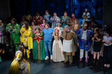 SPEKTAKULARNA PREMIJERA MJUZIKLA "JULIJA I ROMEO" OTVORILA SEZONU U TEATRU ODEON! Željko Mitrović: Ako se po jutru dan poznaje, ovo će biti neverovatna godina!