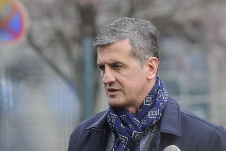 I BLOKADERI ADVOKATI PODRŽAVAJU ZAKON KOJI JE PREDLOŽIO PREDSEDNIK VUČIĆ: "Studenti, opozicijo, slušajte malo savete!"