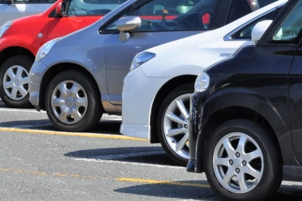 RAZBIJENA KRIMI-GRUPA! Nezakonito nabavili automobile vredne više od 600.000 evra u Nemačkoj, pa ih prodavali u Srbiji!