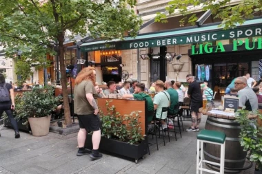 SRELI SMO NAVIJAČE SELTIKA PRED MEČ SA ZVEZDOM: Sviđa im se Beograd i već su popili mnogo piva! (VIDEO)