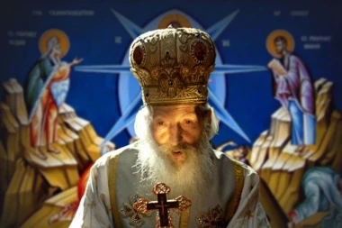 KRSTOVDAN VRAĆA PATRIJARHA PAVLA MEĐU VERNIKE:  Veliko sabranje u svetinji u kojoj je omiljeni srpski duhovni vođa zamonašen