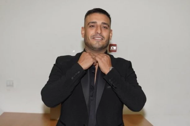 DARKO LAZIĆ KRSTI ĆERKU: Nakon stravične SAOBRAĆAJKE pravi posebno slavlje!