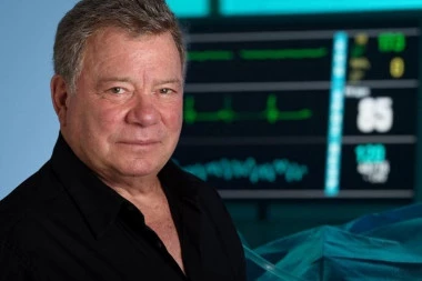 HOSPITALIZOVAN LEGENDARNI GLUMAC! Poznato stanje KAPETANA kog obožava ceo svet!