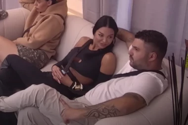MAJA MARINKOVIĆ ZAVRŠILA KOD ASMINA - MISLILI SU DA IH KAMERE NE SNIMAJU! Staniji će se slošiti zbog ove scene!