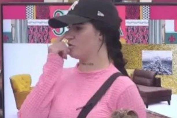 SKANDALOZNO! Svi detalji TRUDNOĆE Sandre Todić isplivali na videlo - Filip Đukić ovo NE SME da sazna!