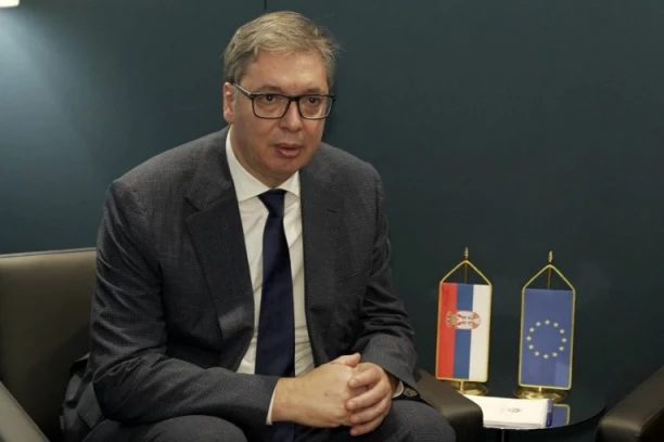 "SVIMA SAM UKAZAO NA TEŽAK POLOŽAJ SRBA NA KOSOVU I METOHIJI" - Vučić o važnim sastancima u Njujorku: "URADILI SMO DOBAR POSAO ZA NAŠE GRAĐANE"