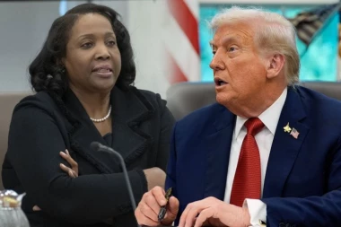 POČELA VELIKA BORBA U VAŠINGTONU! Tramp krenuo na Kukovu, ali ova institucija ima zadnju reč