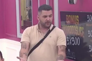 NAJGADNIJI DETALJI IZ PORODIČNOG DOMA ANELI AHMIĆ: Asmin otkrio šta je radila sa ULOŠCIMA, a tek da čujete šta se Nori dešavalo!