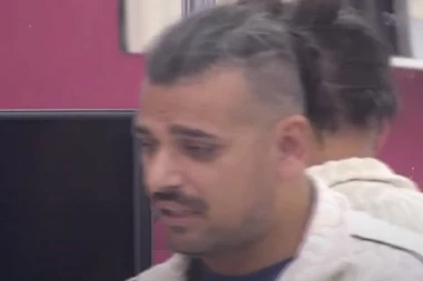 UZNEMIRUJUĆI DETALJI! Prva velika ispovest O RAZVODU, Bora Santana SE GUŠI U SUZAMA: "Prošla je pored, nije me ni pogledala...."