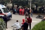 OBOREN MOTOCIKLISTA U NOVOM PAZARU! Sudario se sa automobilom i završio na zemlji - POLICIJA NA LICU MESTA!