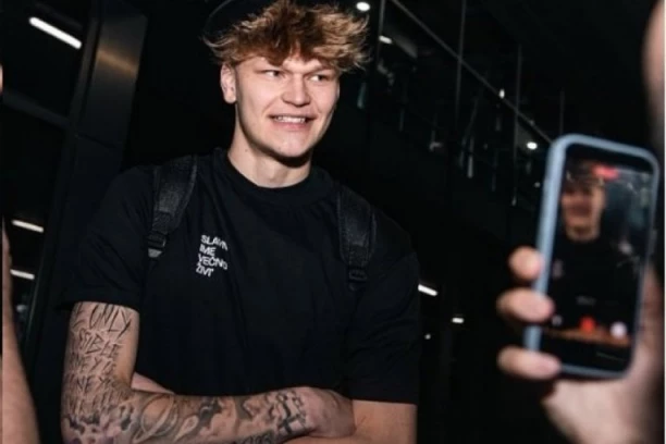 MIKA MURINEN POSLAO MOĆNU PORUKU PRED DEBI ZA PARTIZAN! Leteće flaše kad...a