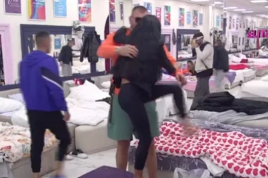 MAJA MARINKOVIĆ NIKAD BRUTALNIJE PONIZILA JANJUŠEVU BIVŠU SUPRUGU: On saznao šta je rekla, pa napravio HAOS!