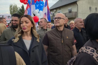 GRAĐANI ŽELE NORMALAN ŽIVOT! Mesarovićeva: Veličanstveni skupovi protiv blokada širom Srbije!