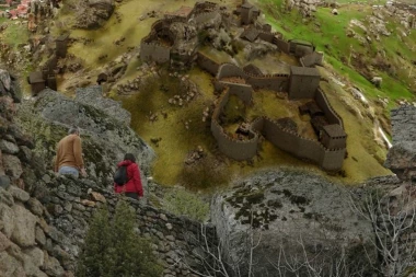 SERIJAL KOJI OSTAVLJA BEZ DAHA: Ovako je izgledala prestonica čuvenog Marka Kraljevića! Prikazana druga epizoda "Izgubljeni gradovi Balkana"